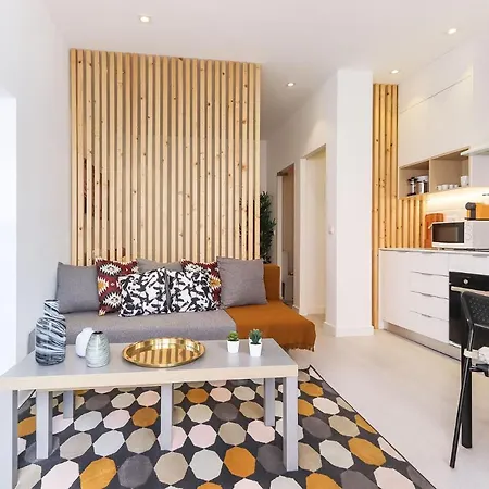 Apartment Alcantara Studio By Homing